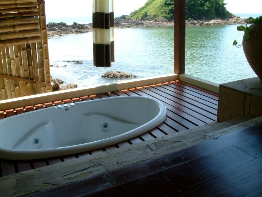 Gem Island Resort & Spa Pulau Gemia Esterno foto
