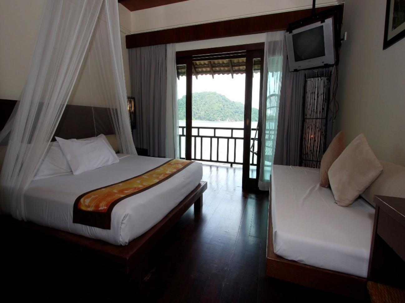 Gem Island Resort & Spa Pulau Gemia Esterno foto